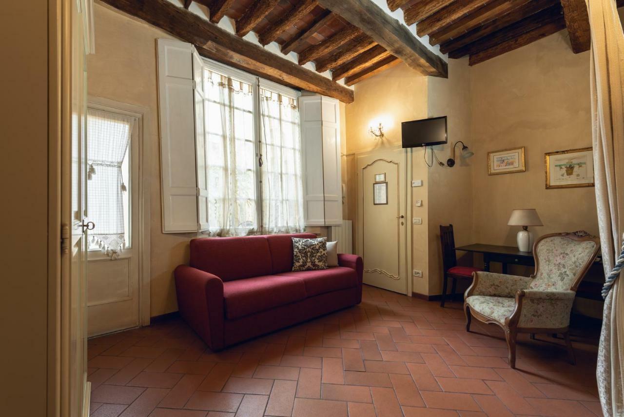 La Tosca Rooms Лукка Екстер'єр фото