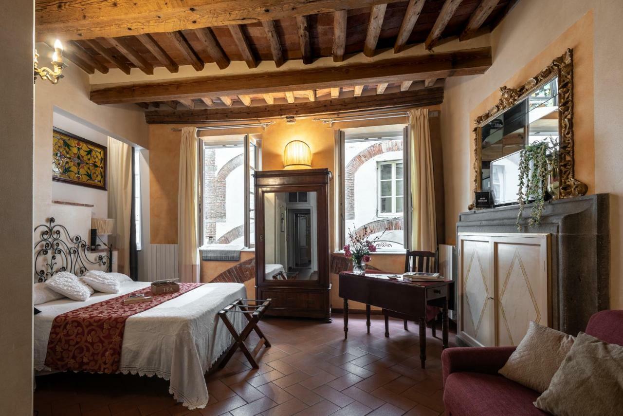 La Tosca Rooms Лукка Екстер'єр фото